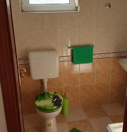 Mira Apartman *