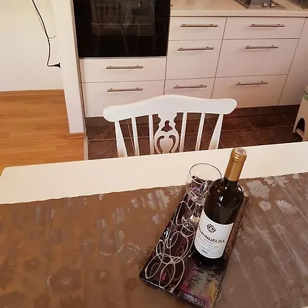 Apartment Mira