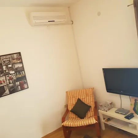 Apartman Mira Marina
