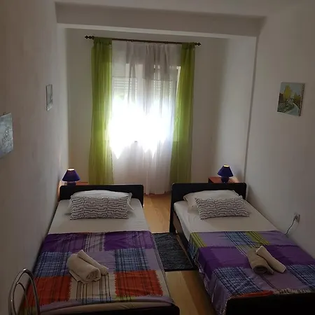 Mira