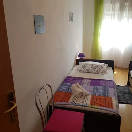 Mira *